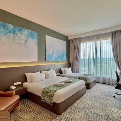 Deluxe Triple Room Kupon D Elegance Grand Bandar Seri Alam
