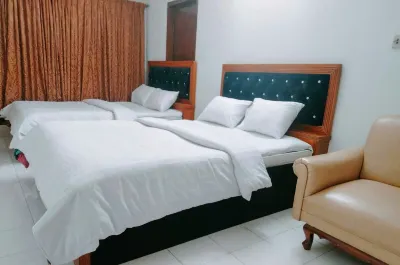 HOTEL GOLDEN BIRD Hotel a 