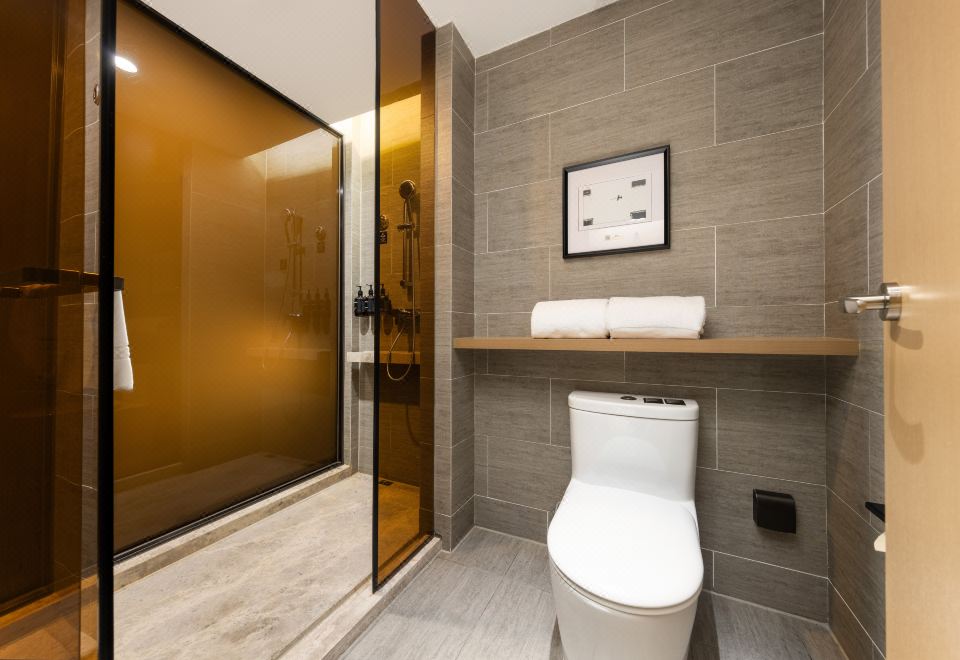 不凡尊享大床房（深睡枕PRO+手机投屏+小冰箱）