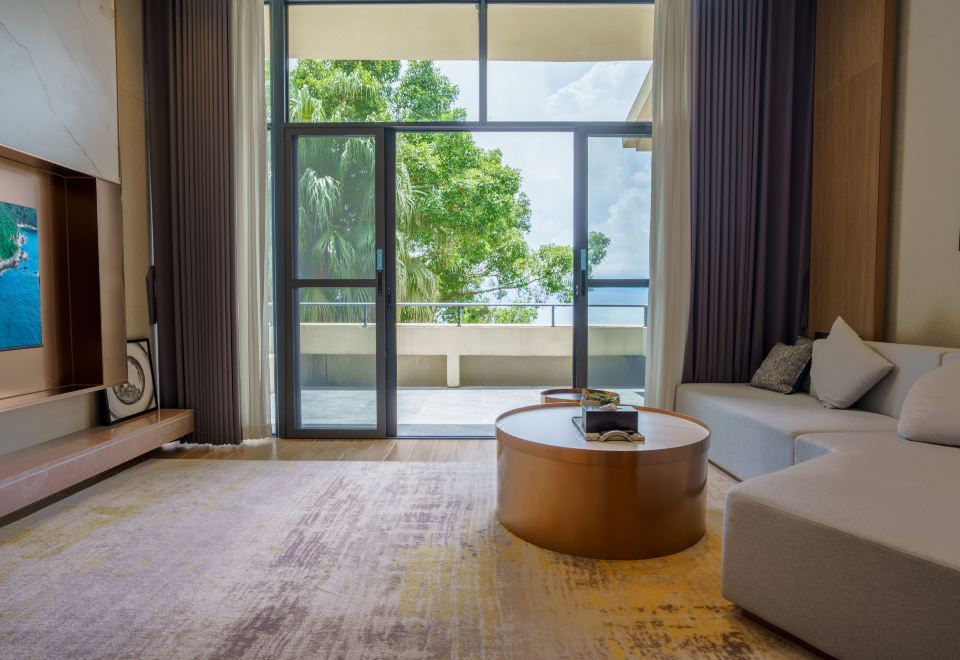 YunHai Hotel ShenzhenSeaview Family Duplex Suite