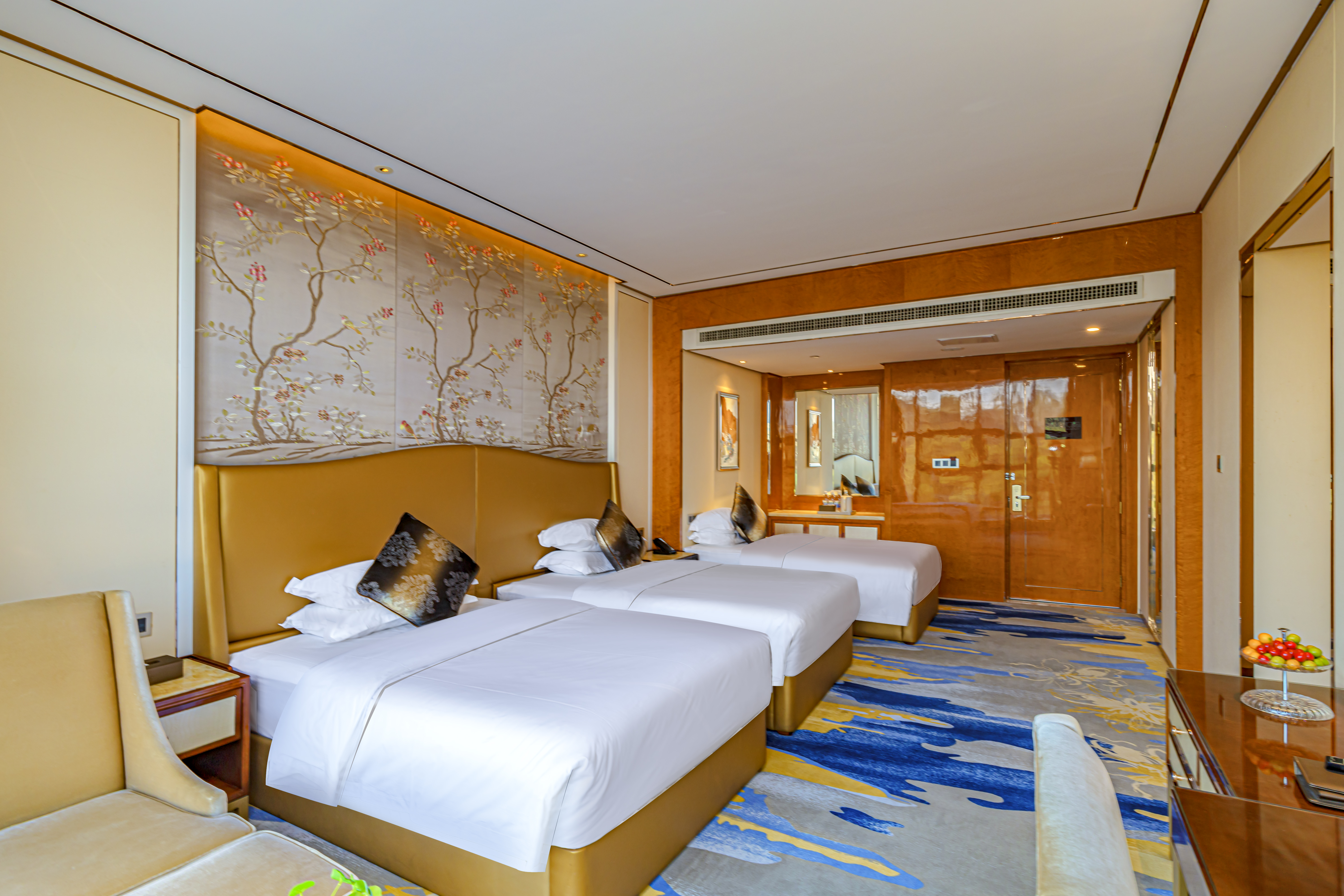 悦趣温泉三床房