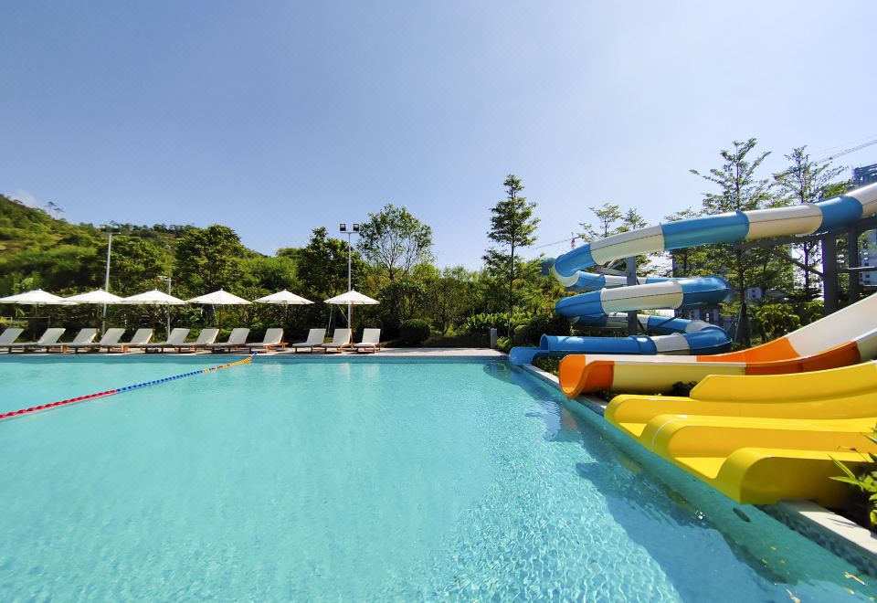 Thaili Cloud,HuizhouOctonauts Front Sea View Family Suite