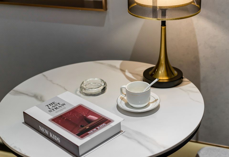 Rujiarui Baiyun Hotel (Chengdu Qingbaijiang  Dawan Middle School Branch)Superior Queen Room