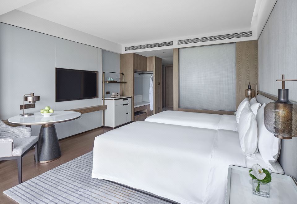 Cordis, XuzhouExecutive City-view Twin Room