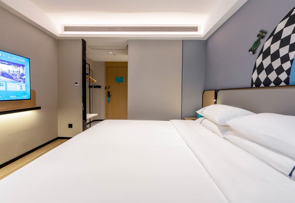 Smart Superior Room (Double Bed)