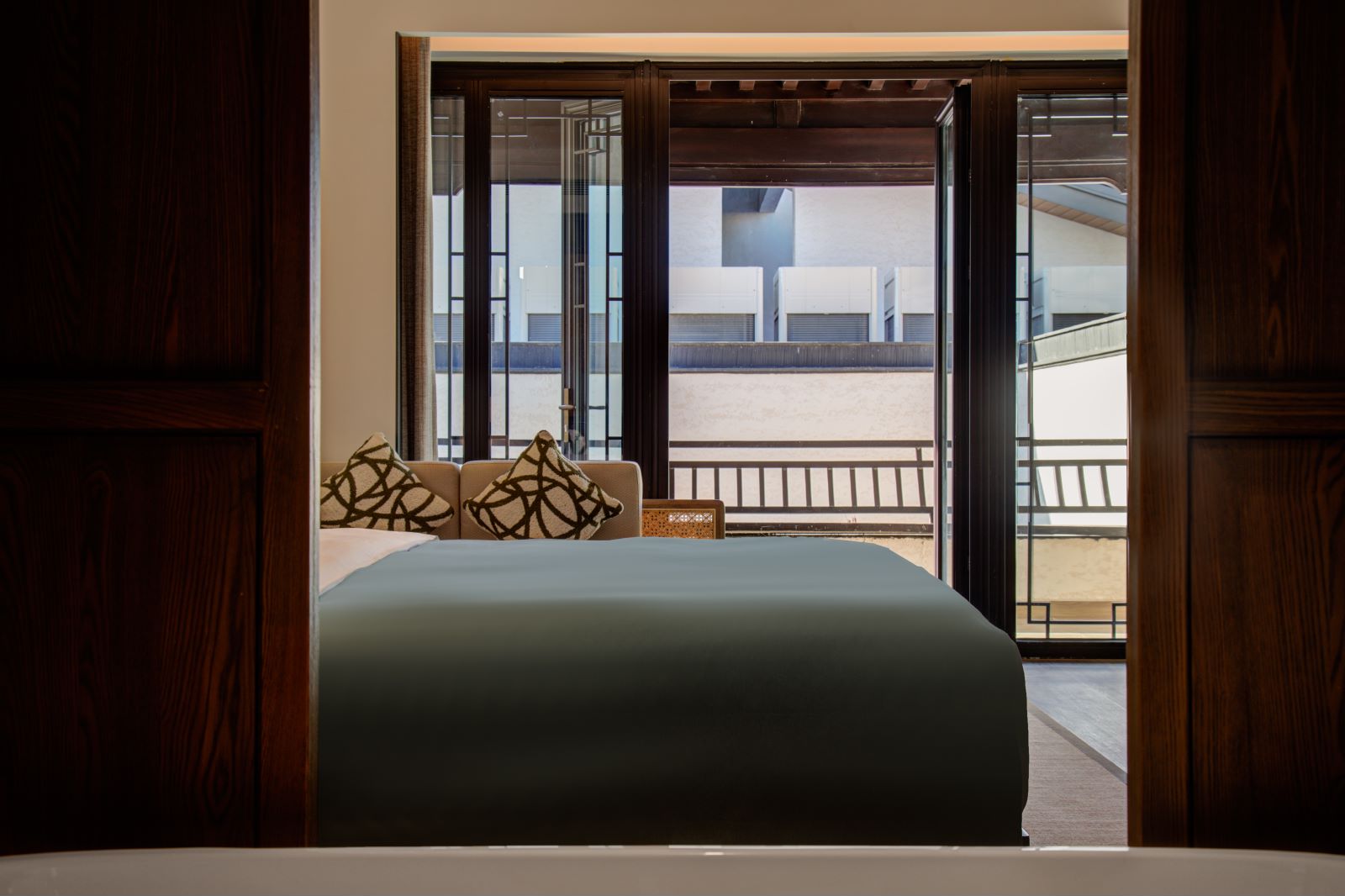 Fenghe Classic Terrace Double Bed Room