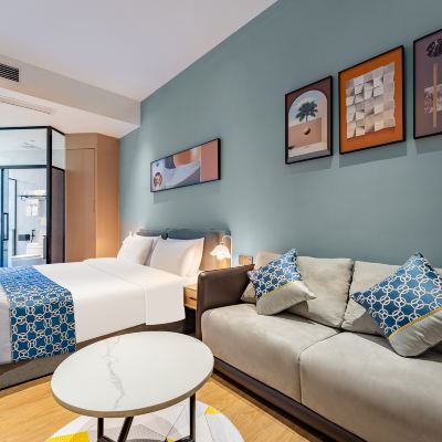 意式極簡大床房（冰箱+洗衣機） 夢公園飯店（南山科技園南頭古城地鐵站店）優惠