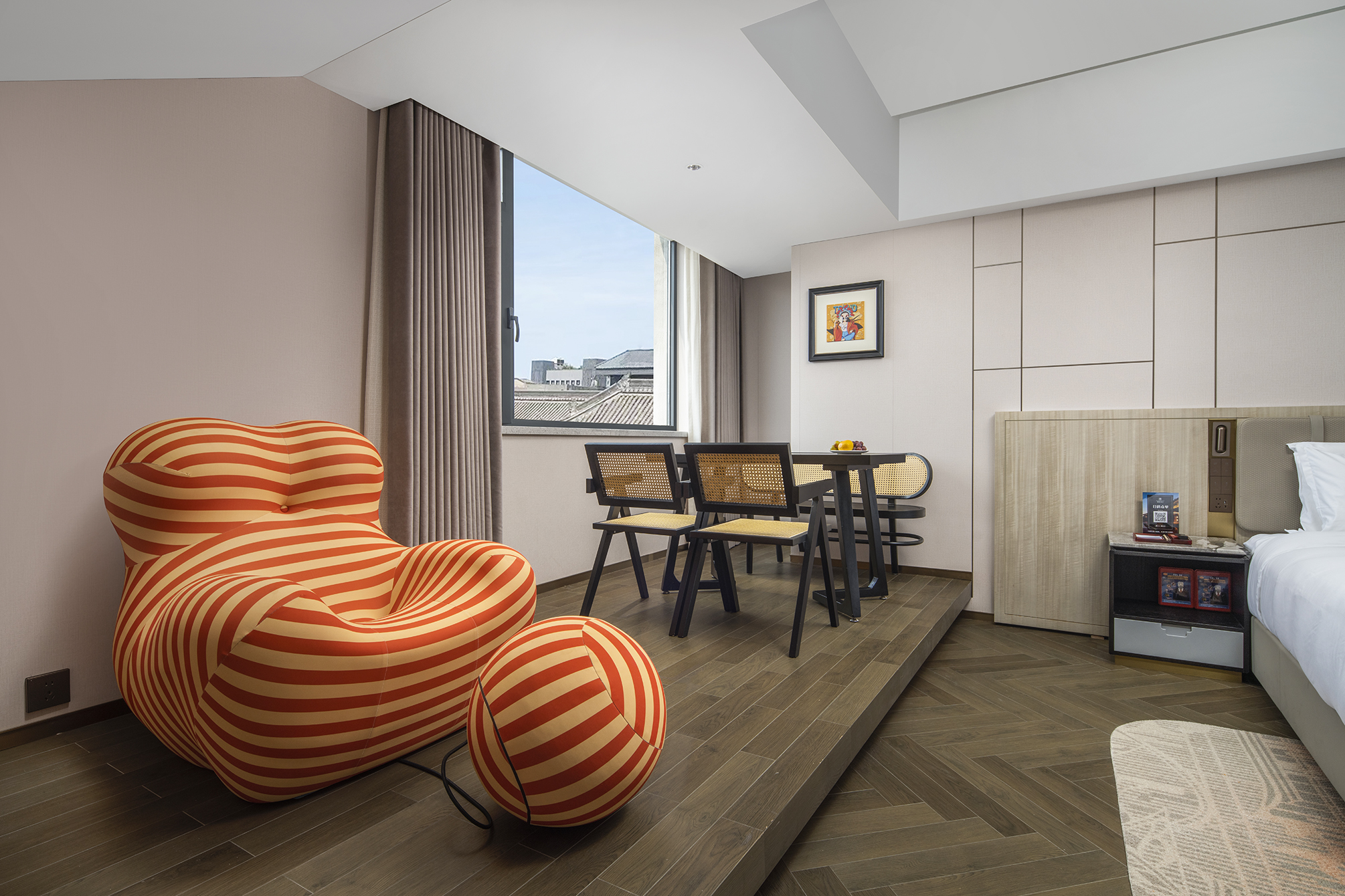 雅致·城墙亲子大套房【智能客控+亲子设施+深睡产品】