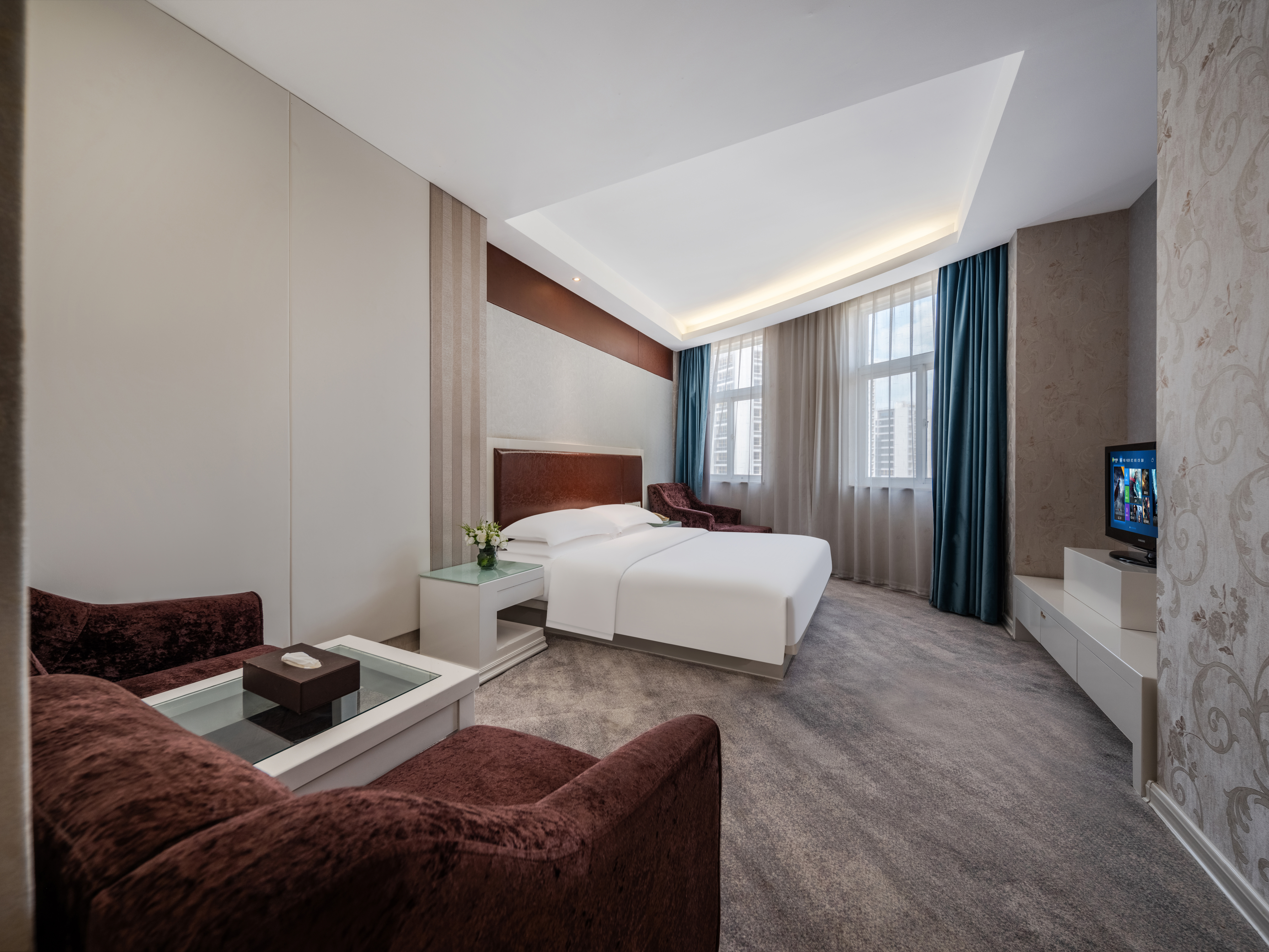 Executive Queen Room