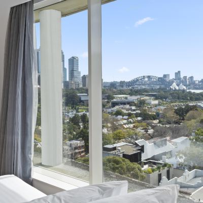 精緻海景套房（帶沙發） Holiday Inn Potts Point-Sydney, an IHG Hotel優惠