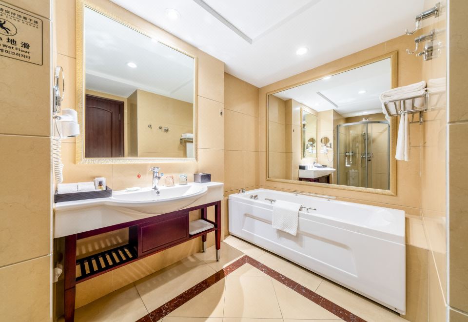 行政園景大床房