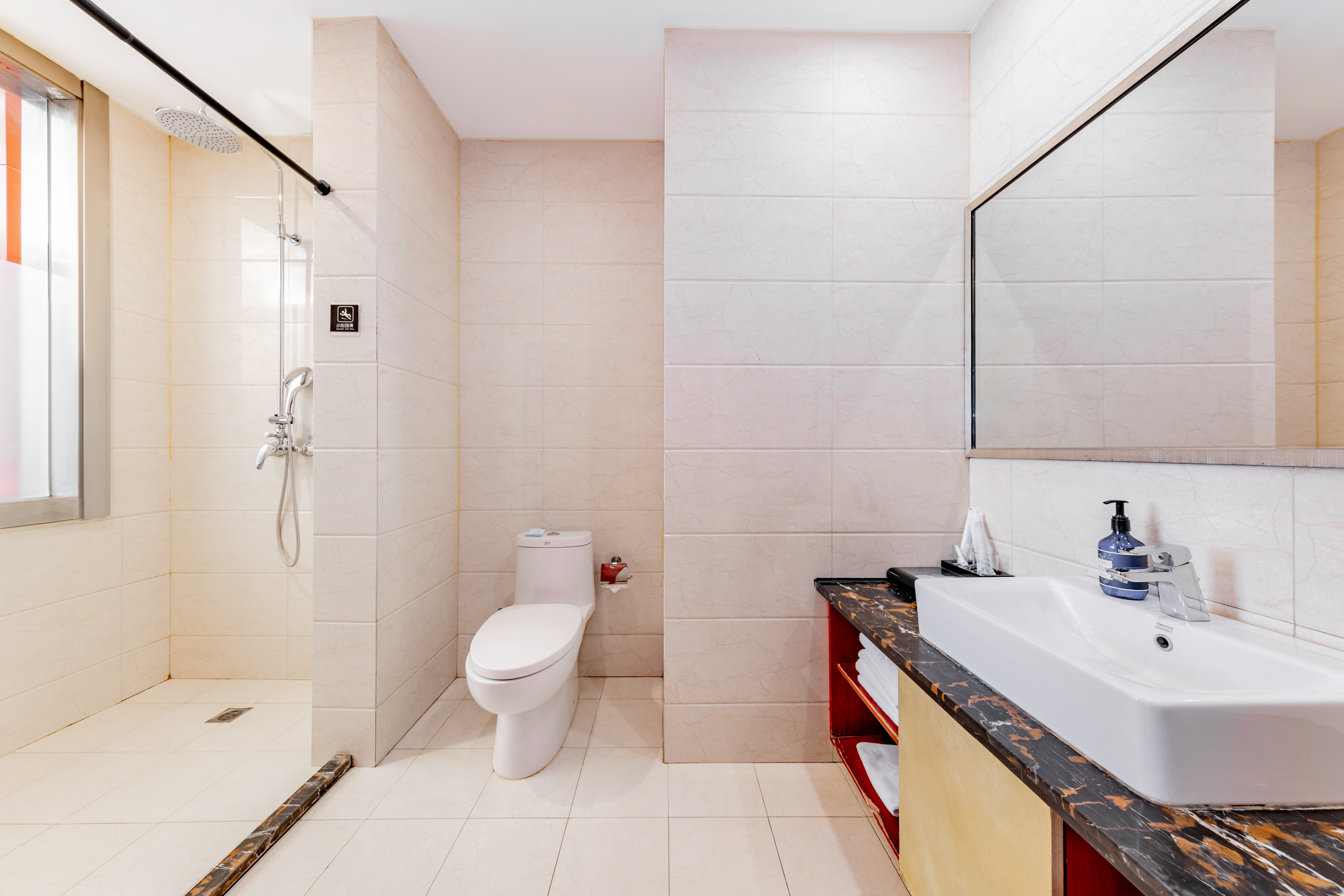 精选大床房【高空观景·城景】【荞麦皮.记忆棉枕芯】