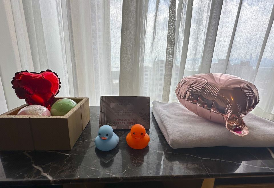 ICON LAB Hotel Shenzhen FutianICON Romantic Double Bed Room