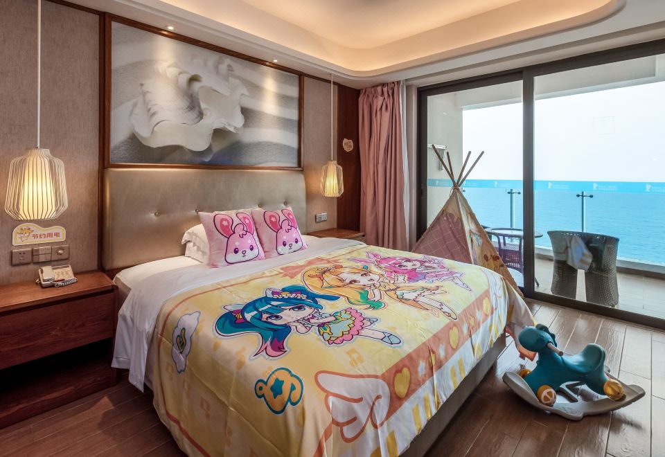 酷芽巴啦啦海景家庭房（子母床）