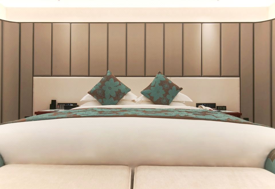 至尊豪華大床房