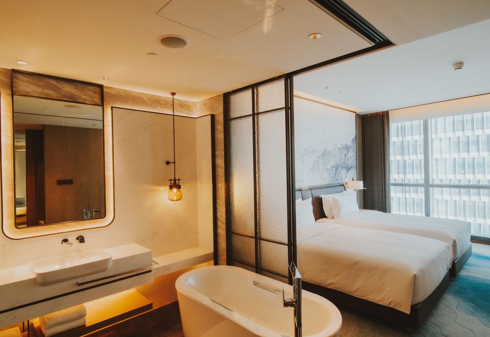 Qingdao Haitian HotelFamily Suite (1 Double Bed, 1 Standard Bed)