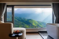 Immersing Vacation Apartment (Longji Terraced Field Viewing Platform)