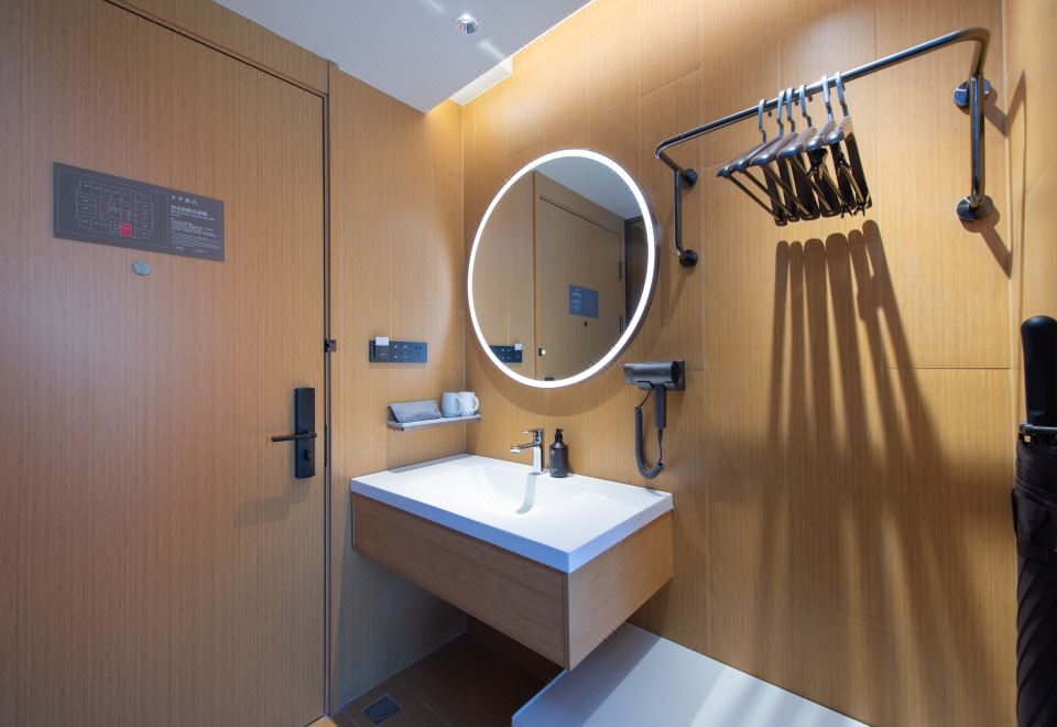 JI Hotel (Fuxin Jiefang Square)2-bed Room