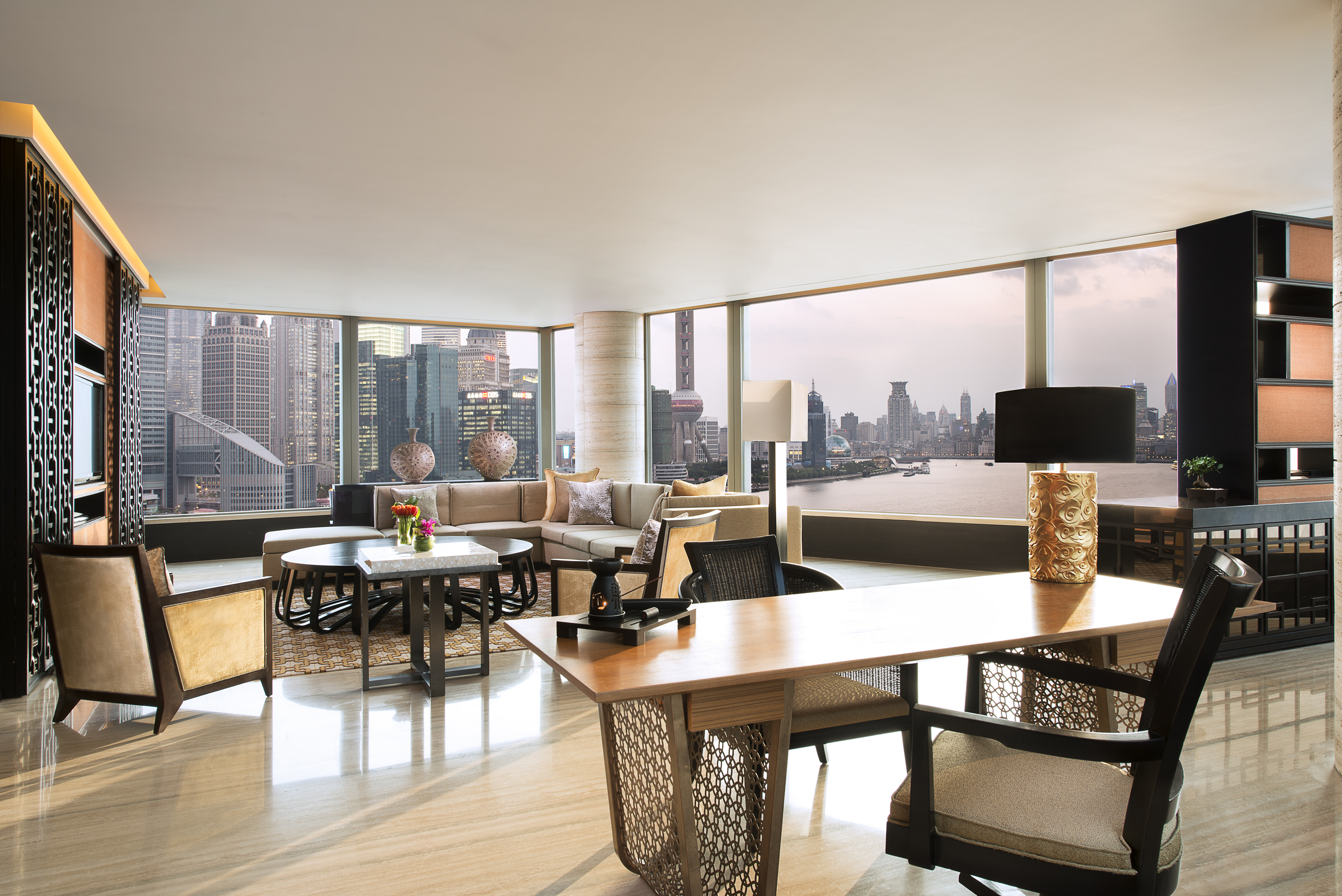 总统套房-东方明珠景观