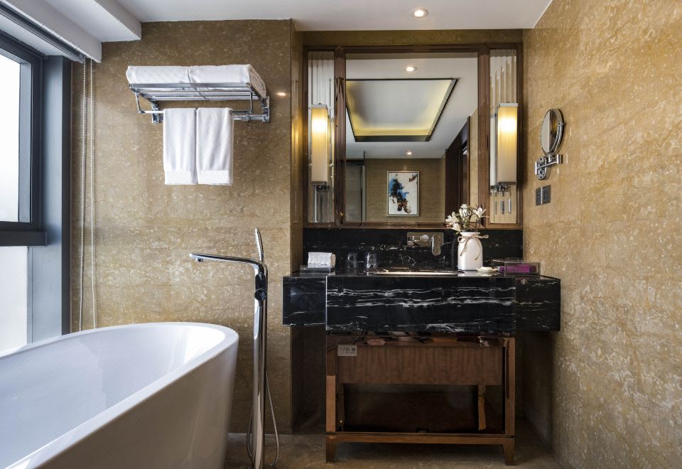 奇遇VR4D家庭套房（兩房兩廳）