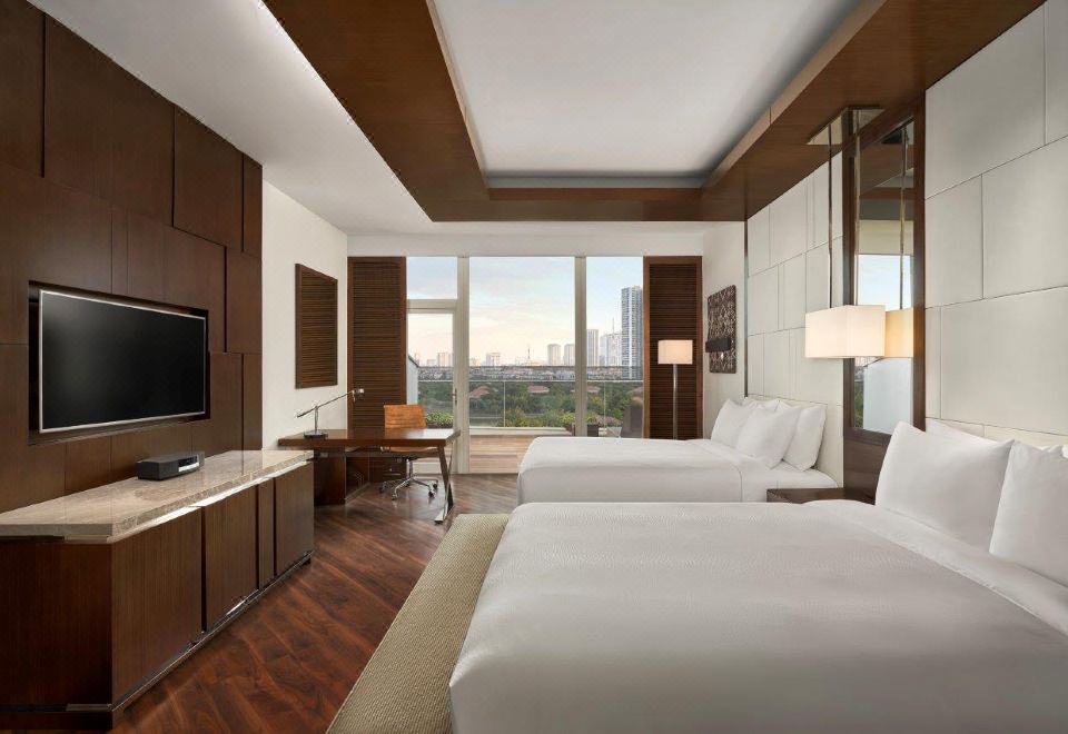 JW Marriott Hotel HanoiExecutive Double Lake, Balcony, Executive Lounge Access