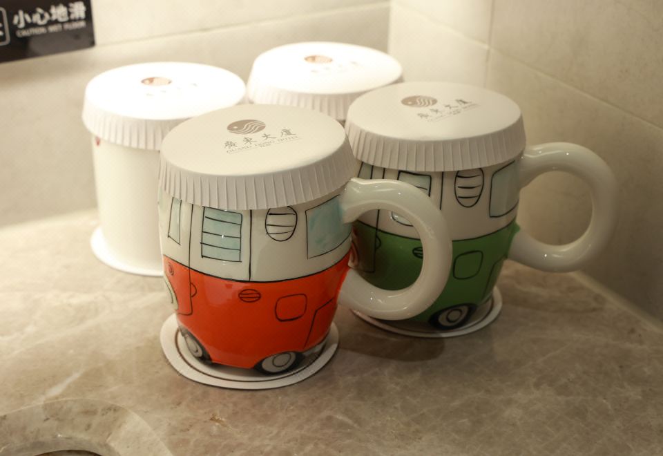 Beijing Guangdong HotelFamily-friendly Queen Room