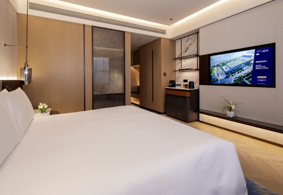 豪華濱江景觀大床房（特大床）