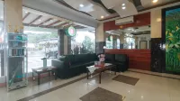 RedDoorz @ Nick Hotel Isabela