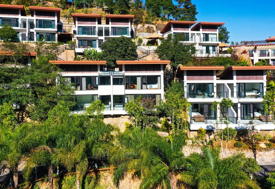 FUZHOU ROYAL HOT SPRING HOTEL & RESORTYunshui Pavilion - Health Villa (three Bedrooms And One Living Room+indoor And Balcony Hot Spring Pool)