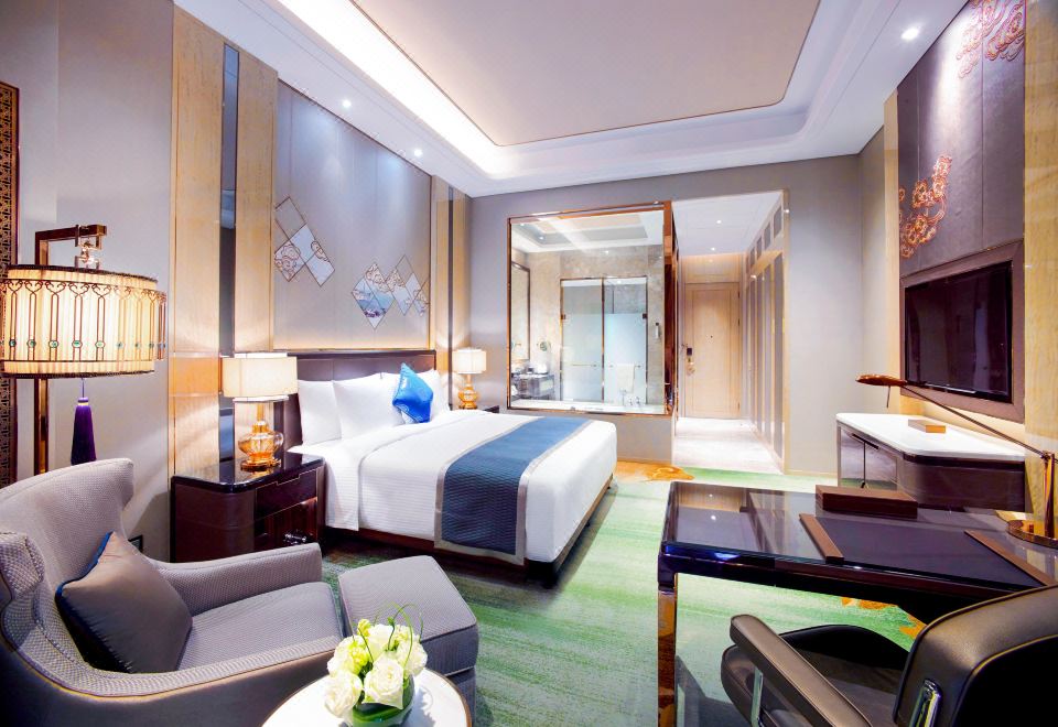 Wanda Vista HohhotExecutive Queen Room