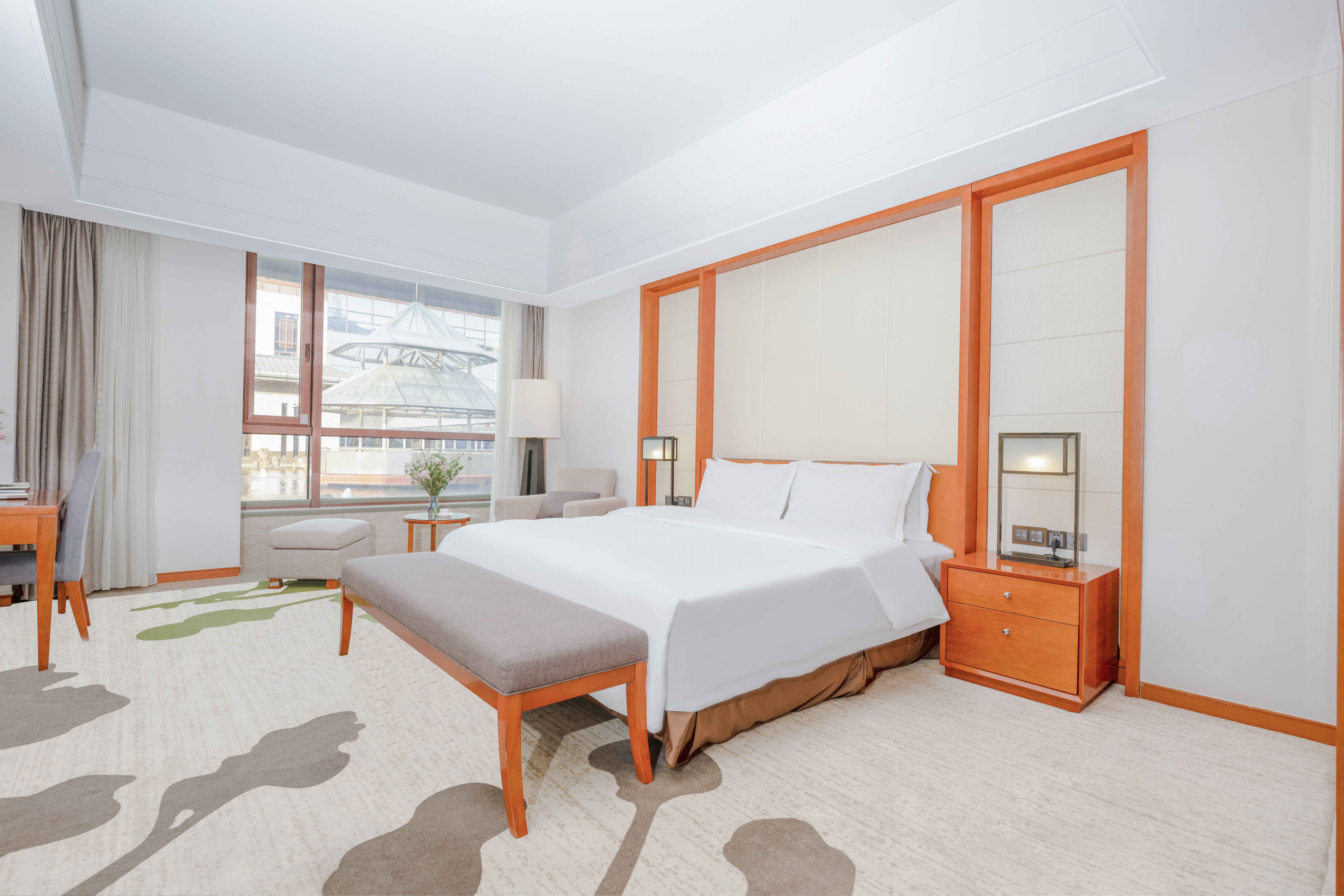 至尊水景大床房