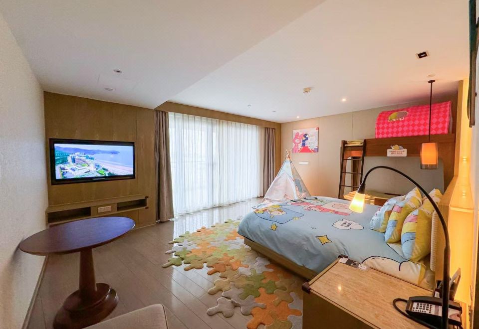 家庭套房 超大床 海景