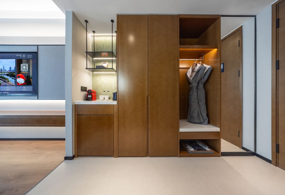 UrCove by Hyatt Beijing Tiantan Hospital Advanced Business ParkDeluxe Queen Room