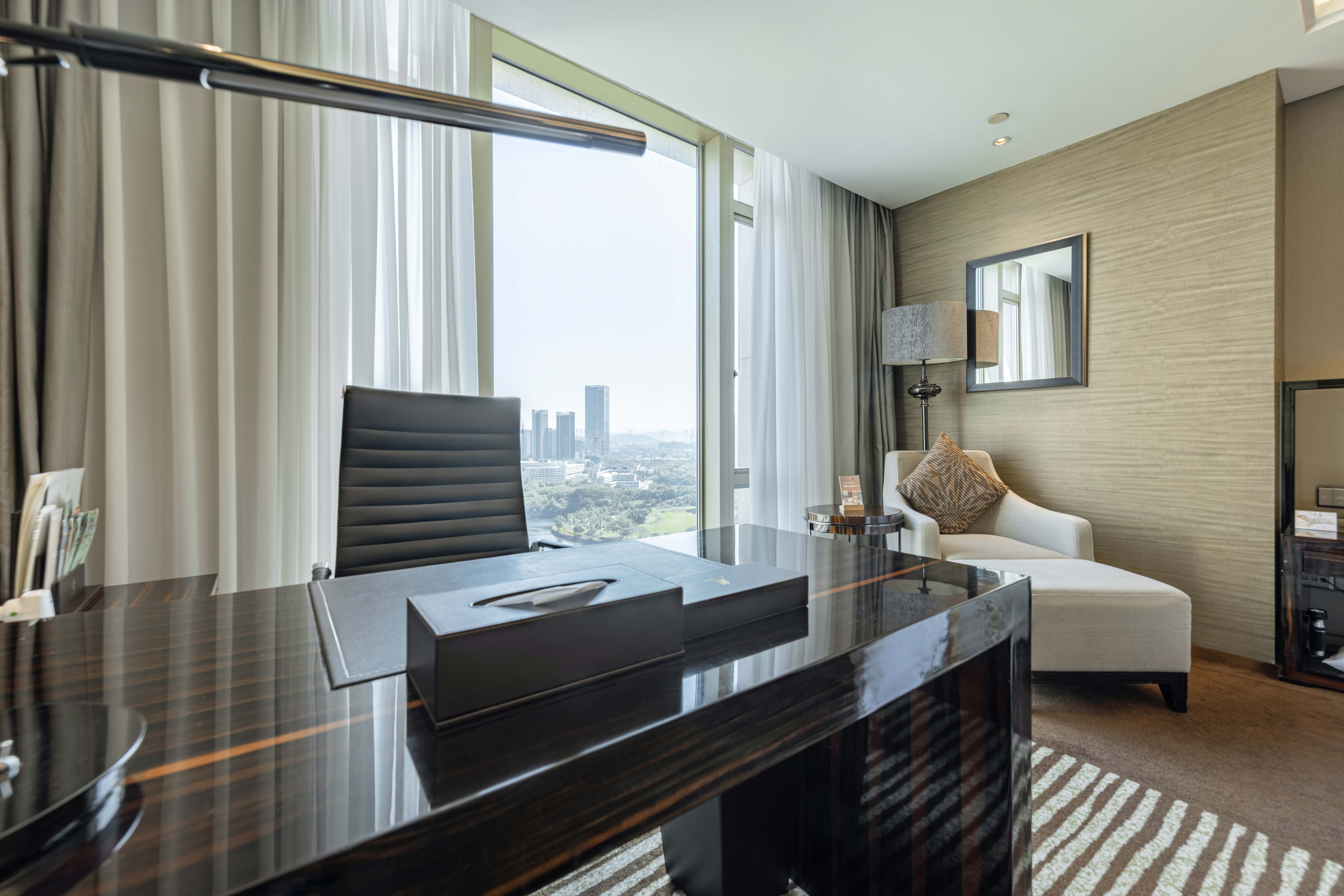 Shenzhen YANGBANGLANGYUE International HotelCity View Queen Room