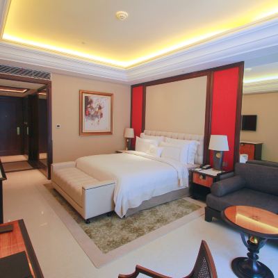 Ultimate Premier King