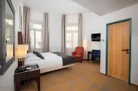 City Hotel Mátyás Hotel di 