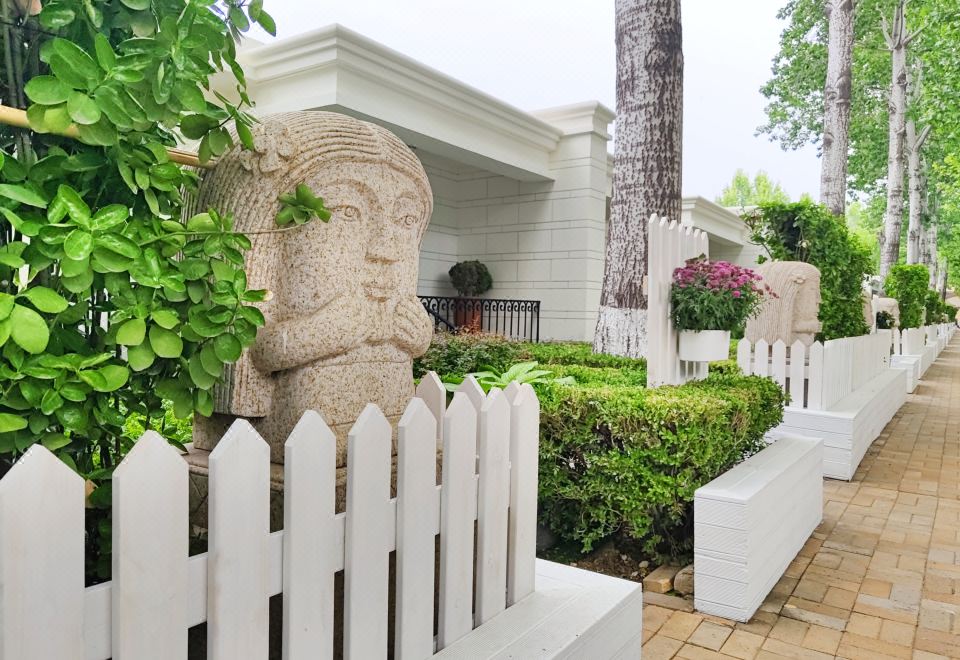 湖畔园景私汤房