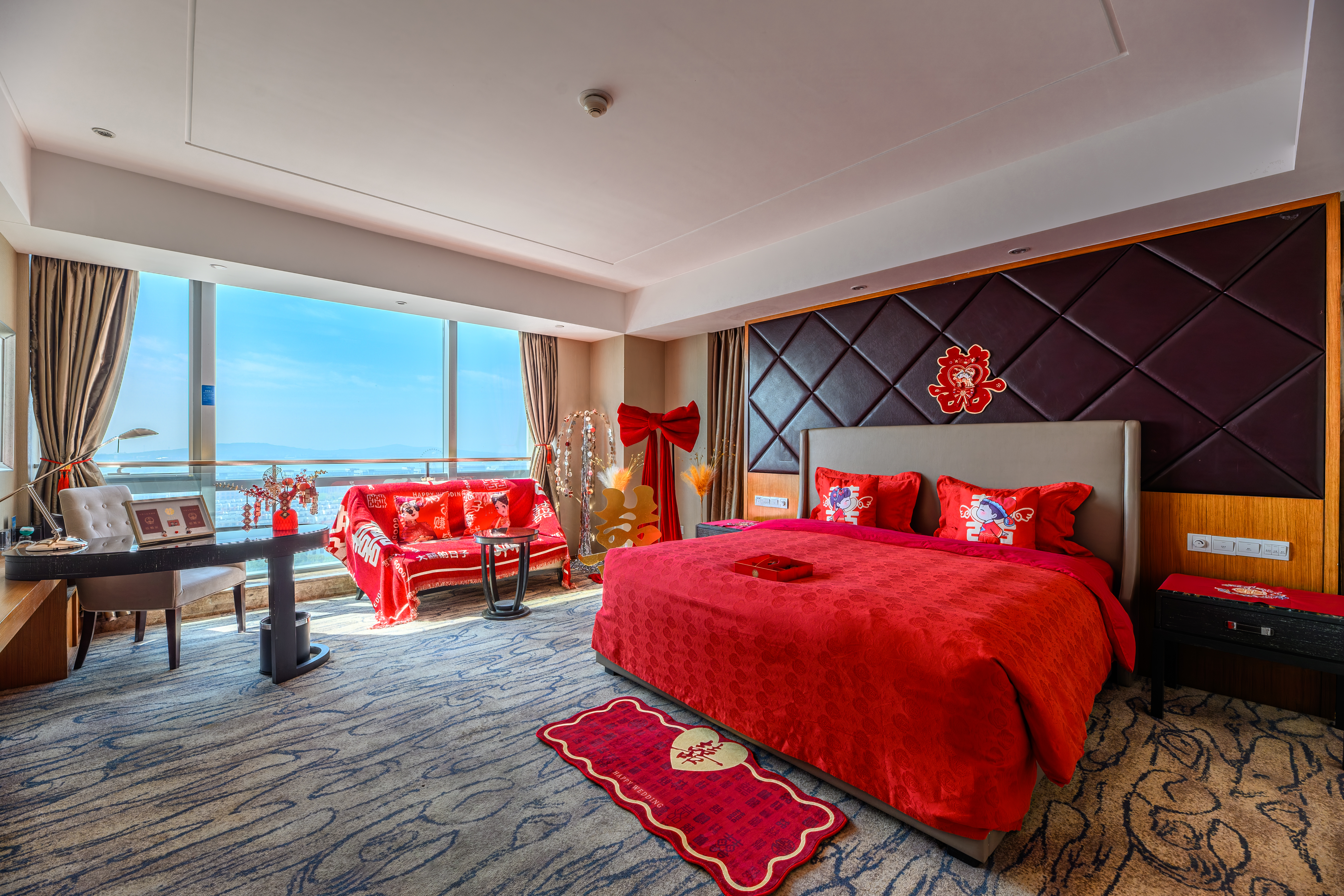 婚礼主题套房【喜满盈堂】+【浪漫满屋】