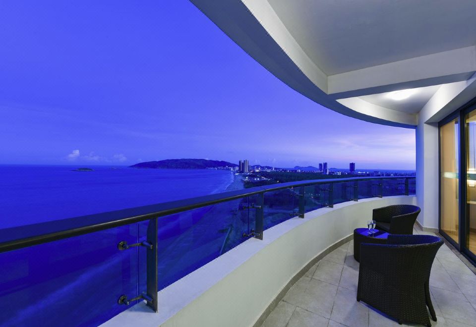 日出雅海海景双卧套房