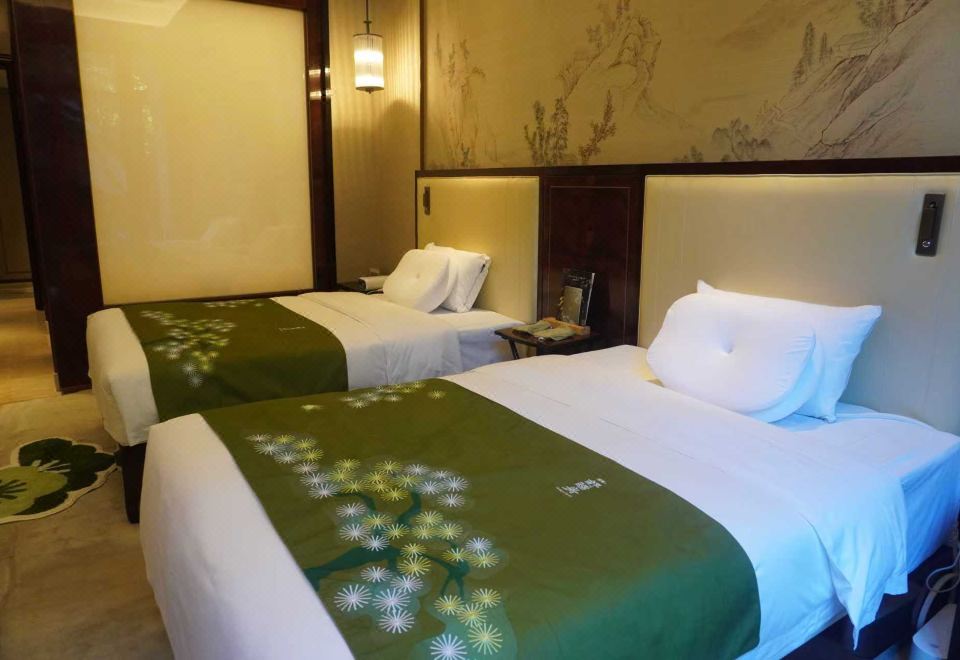 庭院智能按摩双床房