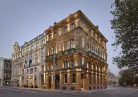 The College Green Hotel Dublin, Autograph Collection Hotels in 