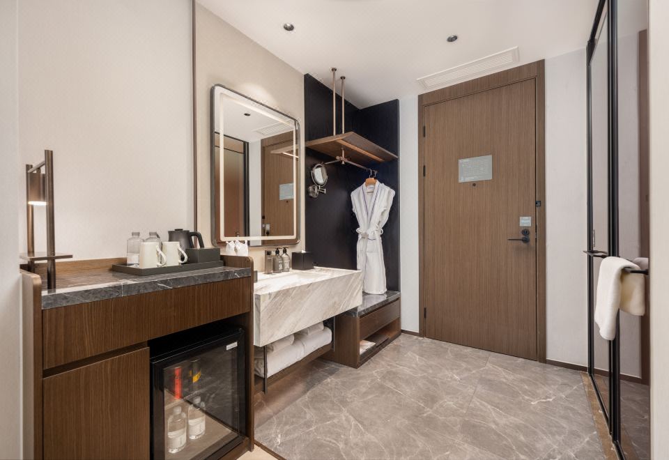 Superior Queen Room