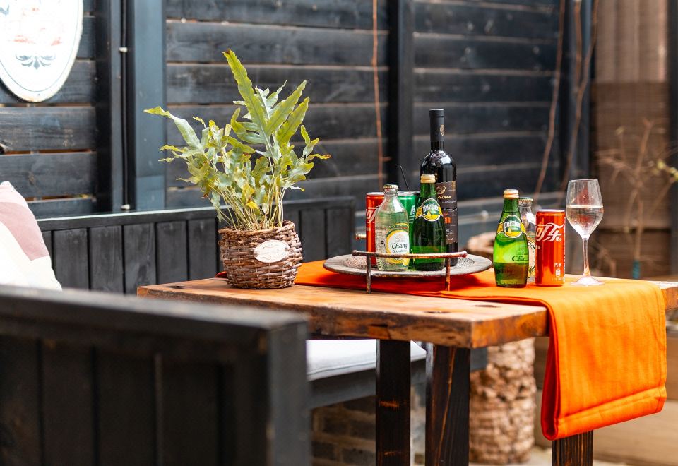 Fengcheng No.12 CourtyardQueen Room With Garden View