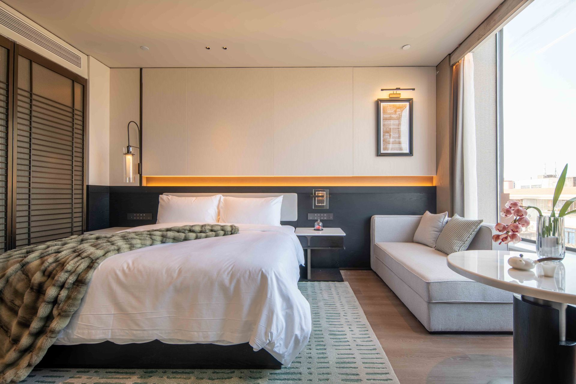 Yaozan King Bed Room