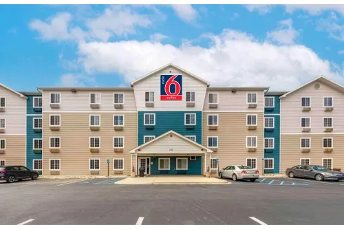 Studio 6 Extended Stay Birmingham Pelham  AL