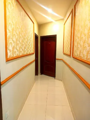 جولدن وان هوتل