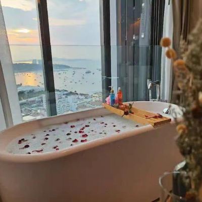 高層180°海景浴缸套房（芭提雅最美日落） SKY芭達雅EDGE邊緣中心公寓優惠