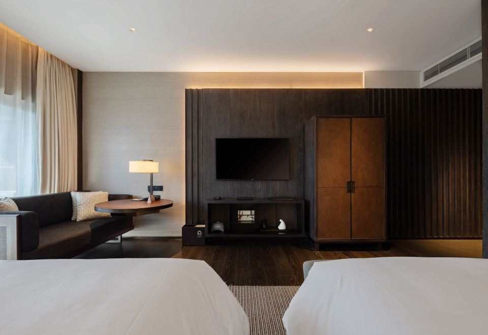 JW Marriott Hotel QufuDeluxe 2-bed Room