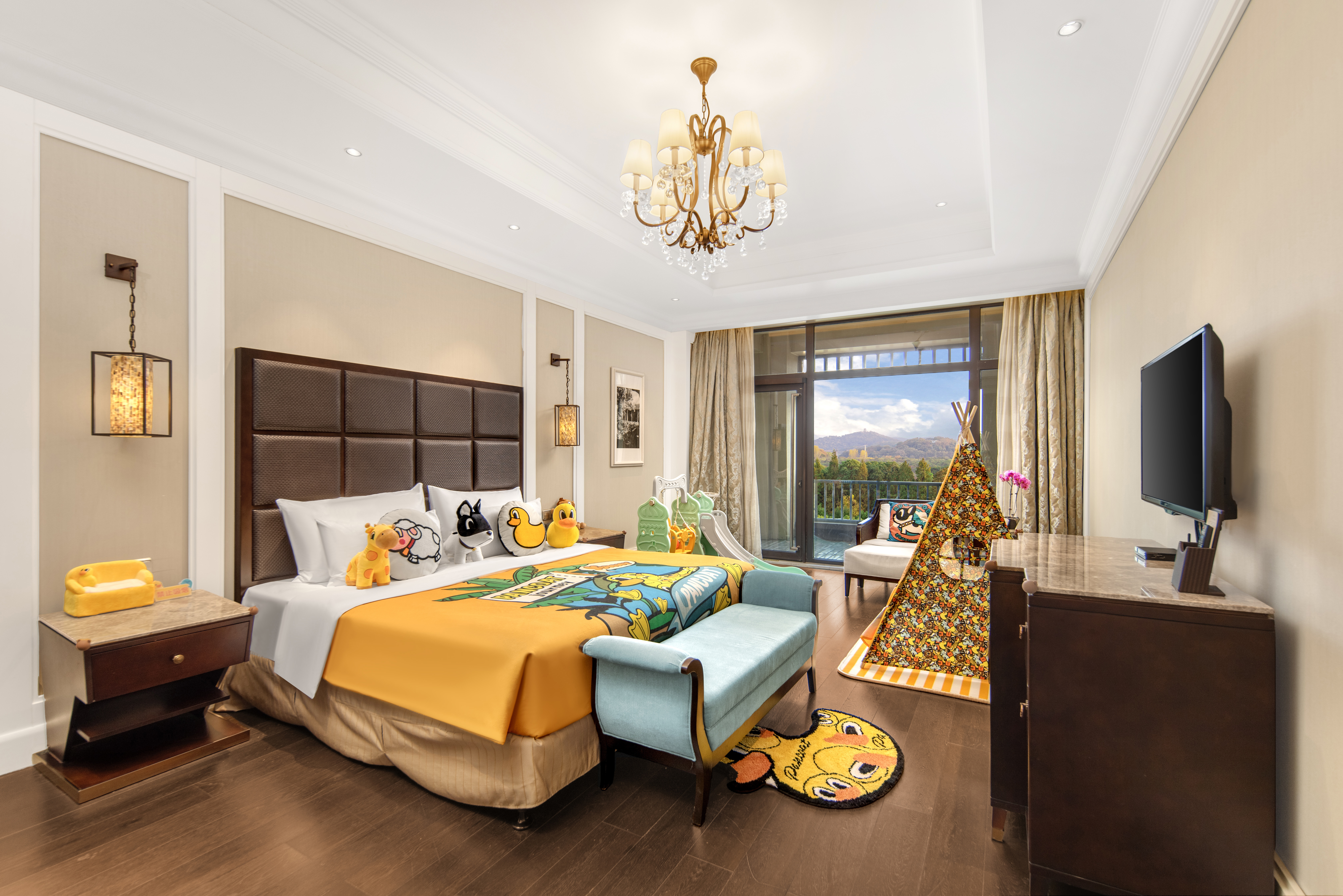 盼酷親子主題房