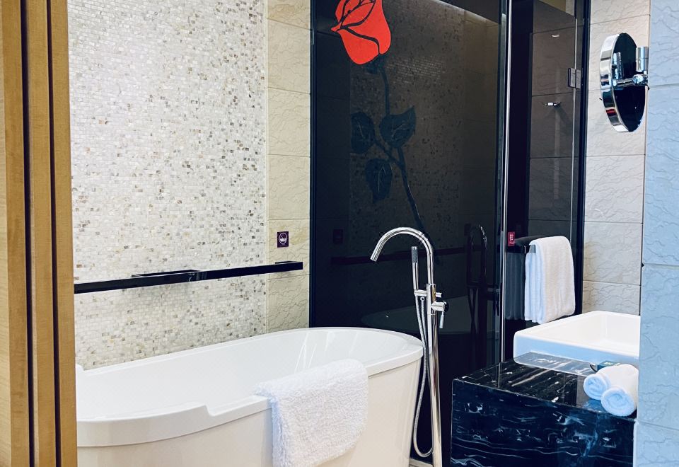 玫瑰主题行政双床房